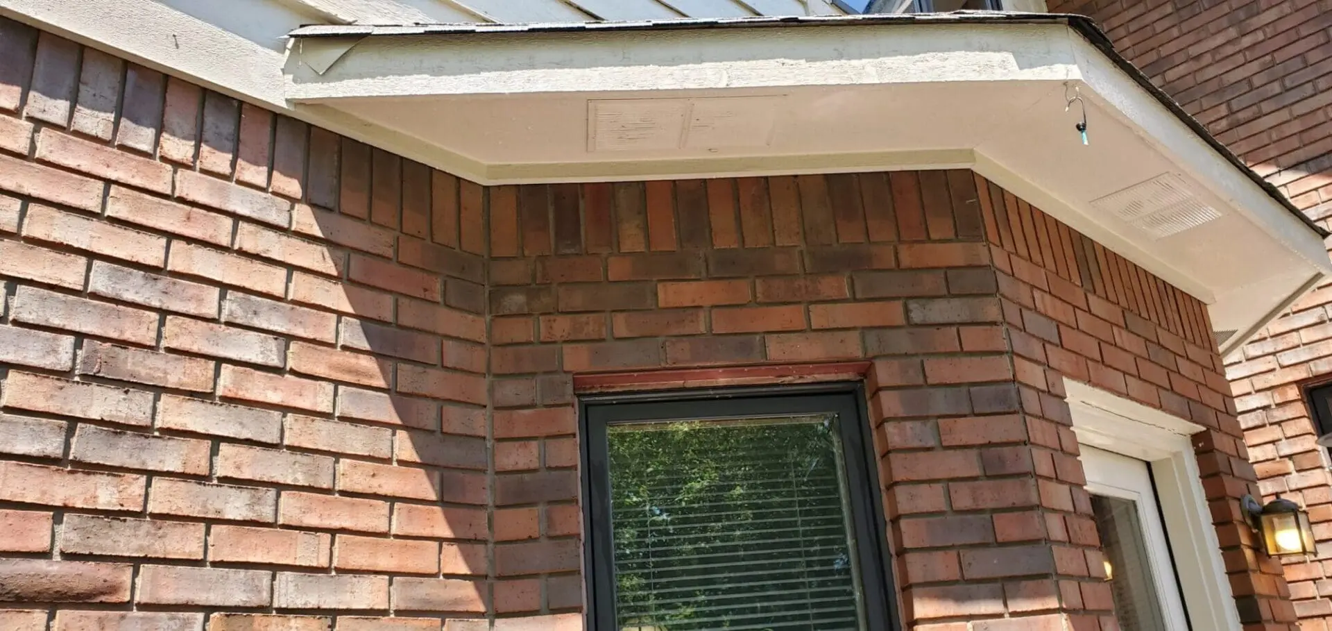 Trim On Exterior Of Home Cleaned