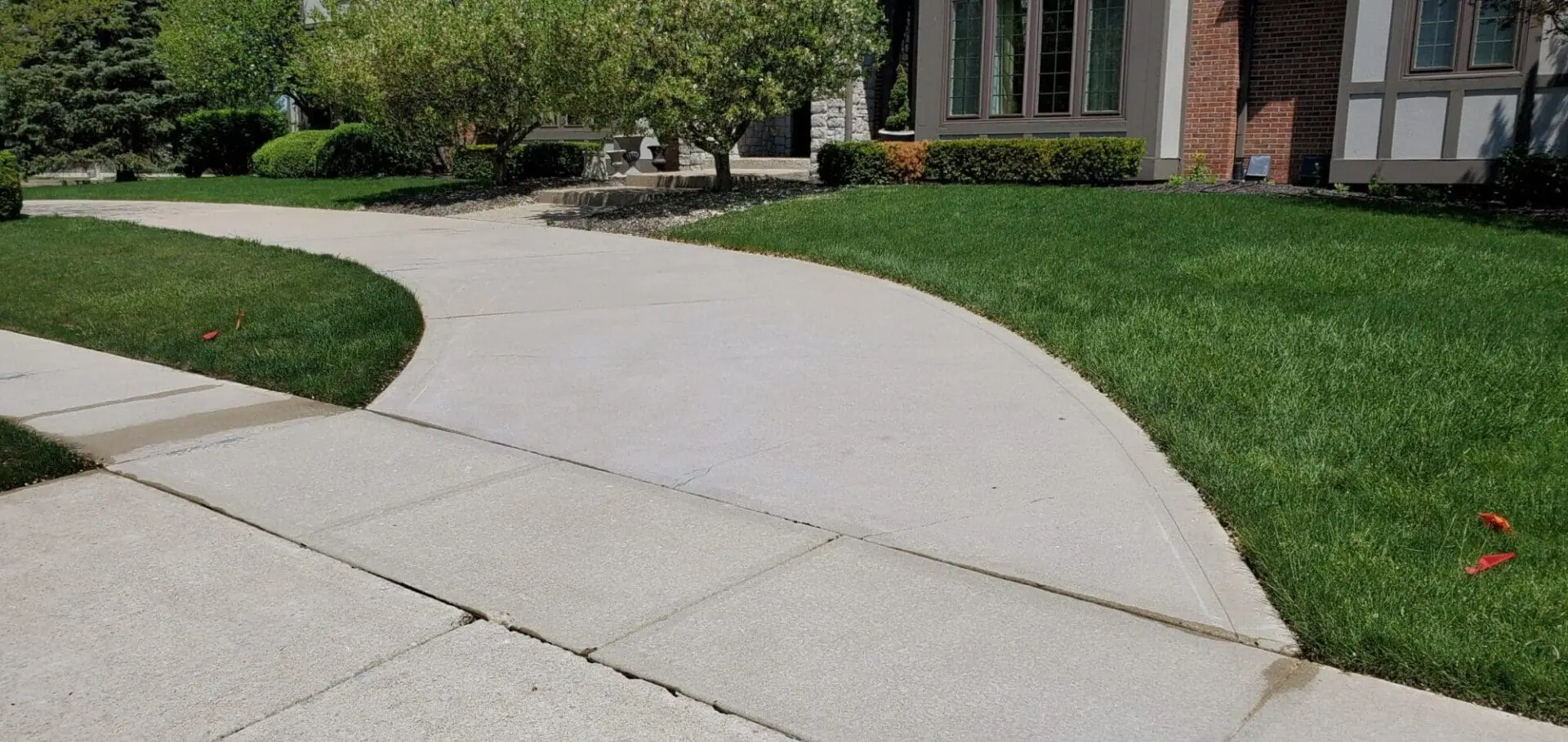 Clean Driveway Pressure Washer Greenwood Indiana