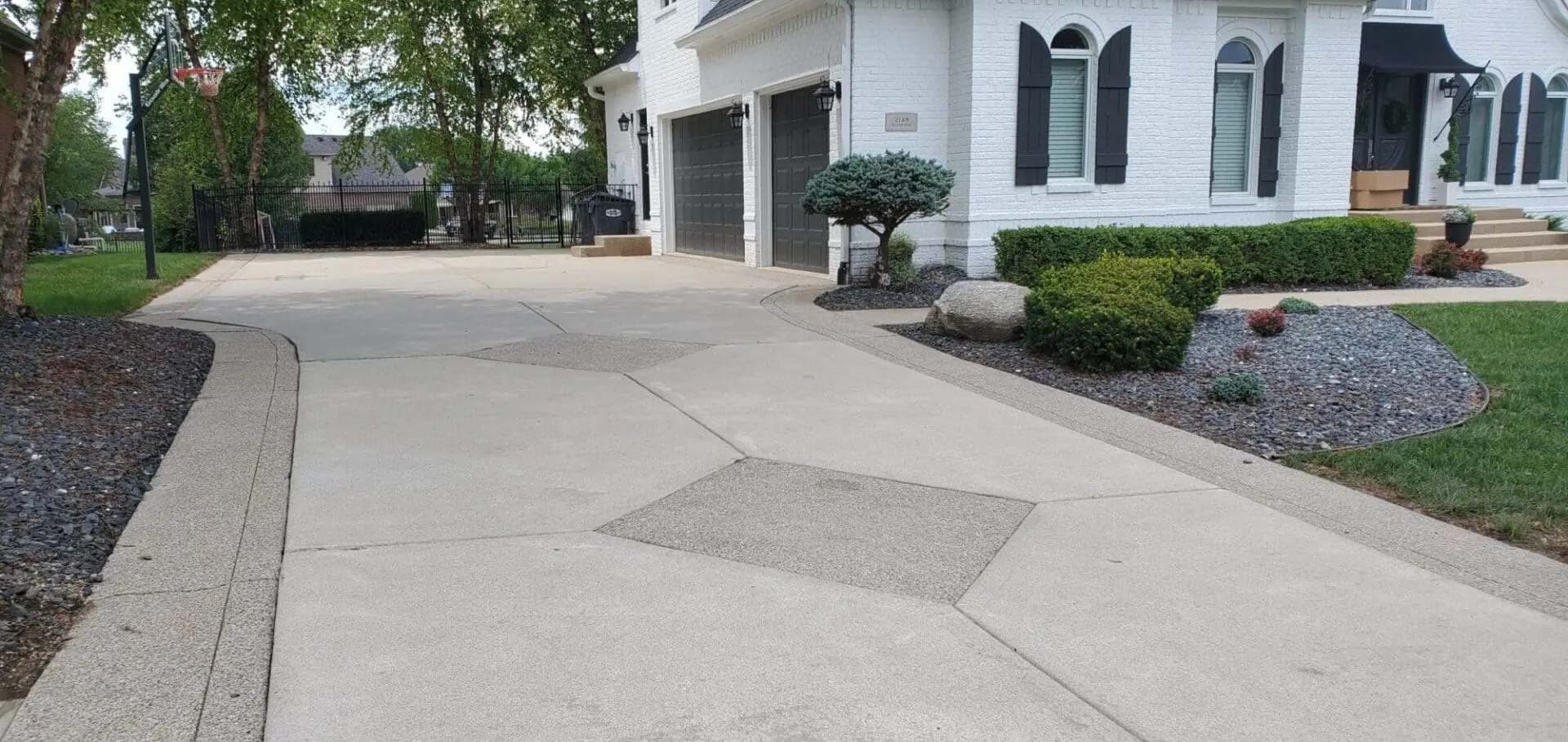 Clean Concrete On Driveway Greenwood IN