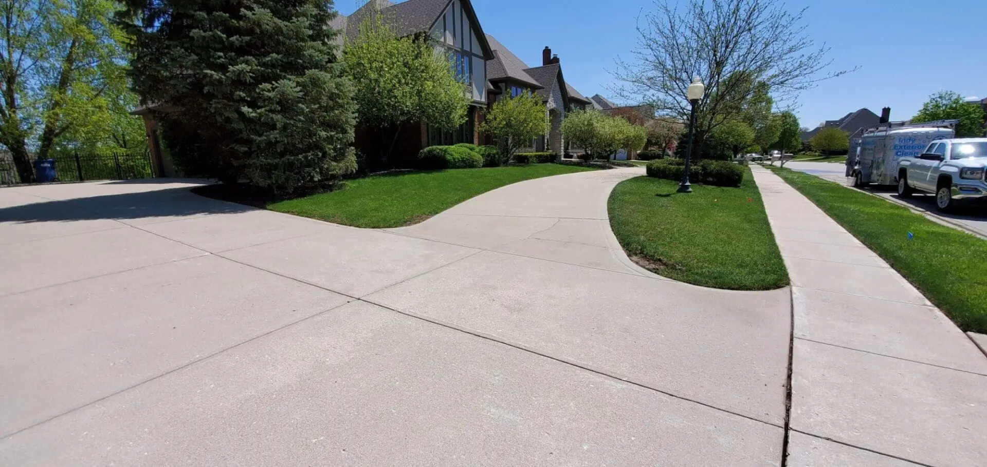 Bright Clean Driveway Results Greenwood IN