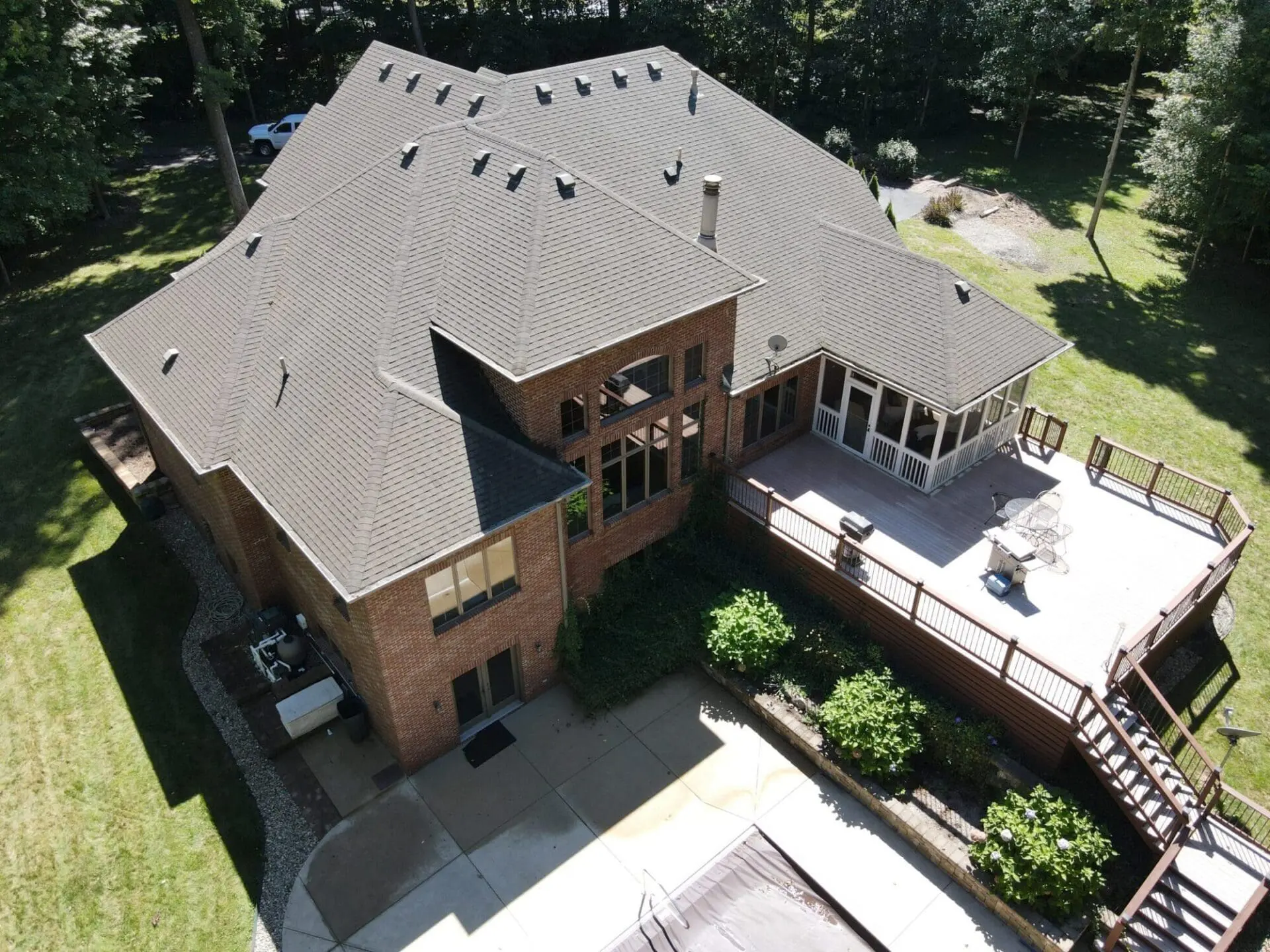 Clean Large Roof Indianapolis IN