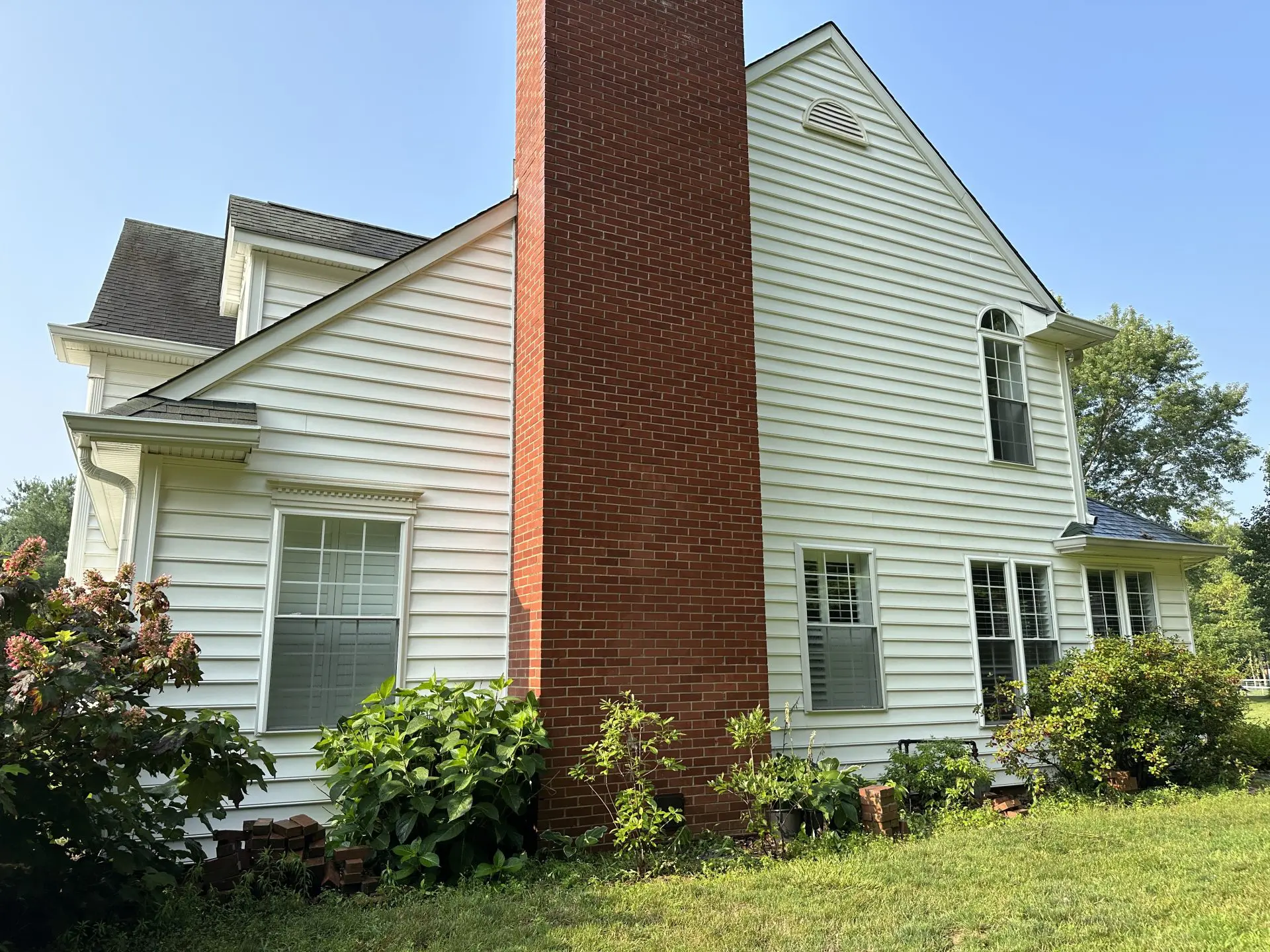 After Algae Removal from Siding Indianapolis
